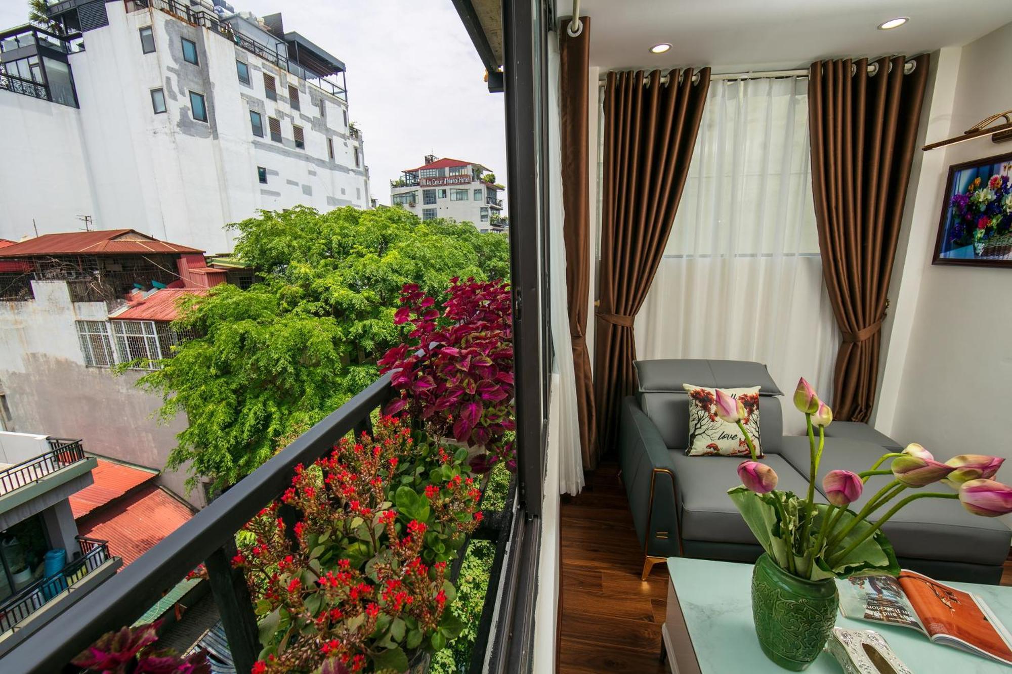 Trangtrang Luxury Hotel Hanoi Bagian luar foto
