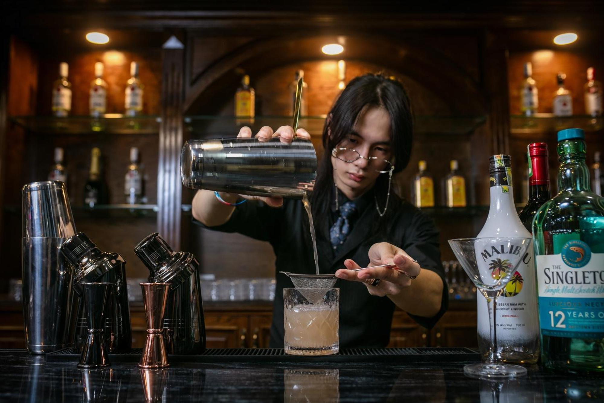 Trangtrang Luxury Hotel Hanoi Bagian luar foto